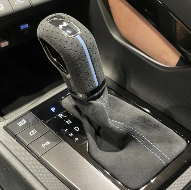 Hyundai elantra deals shift knob